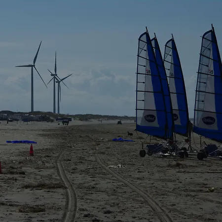 ホテル Strandhotel Het Hoge Duin