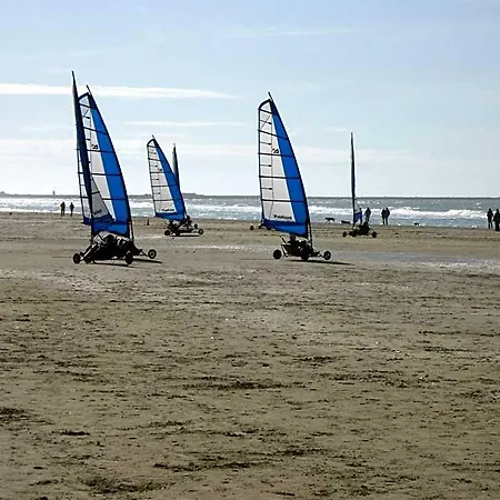 Strandhotel Het Hoge Duin 4*